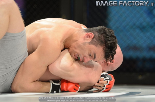2012-04-21 Milano in the cage 2 - Mixed Martial Arts 0173 Leonardo Dauria-Vitor De Santana